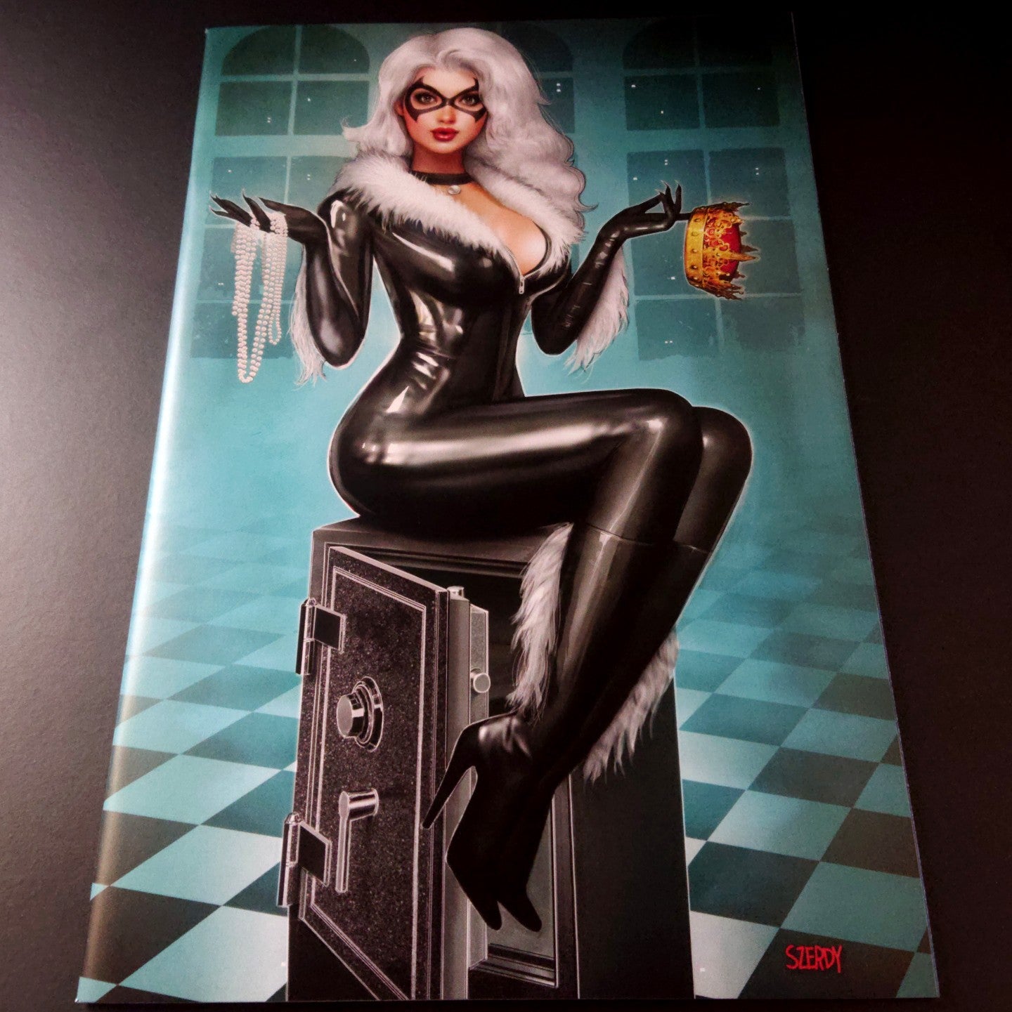 Amazing Spider-Man #25 variant virgin cover exclusive