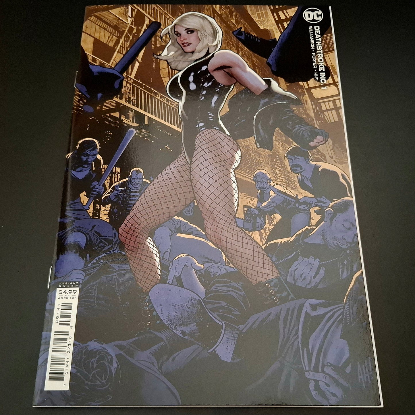 Deathstroke Inc. #1 variant cover