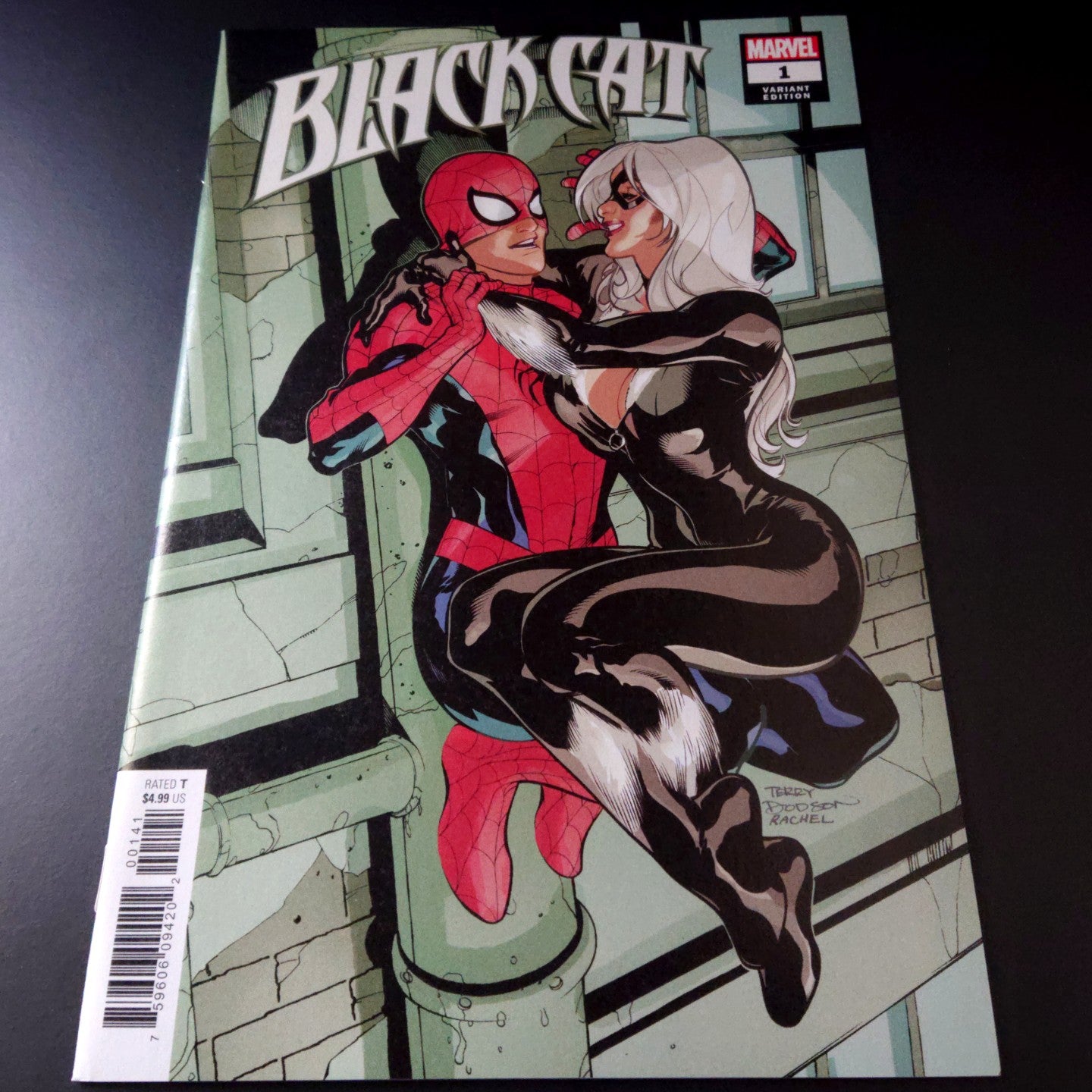 Black Cat #1 variant cover