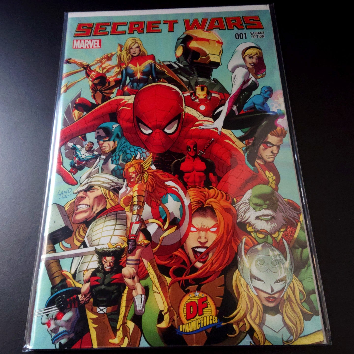 Secret wars #1 variant cover exclusive