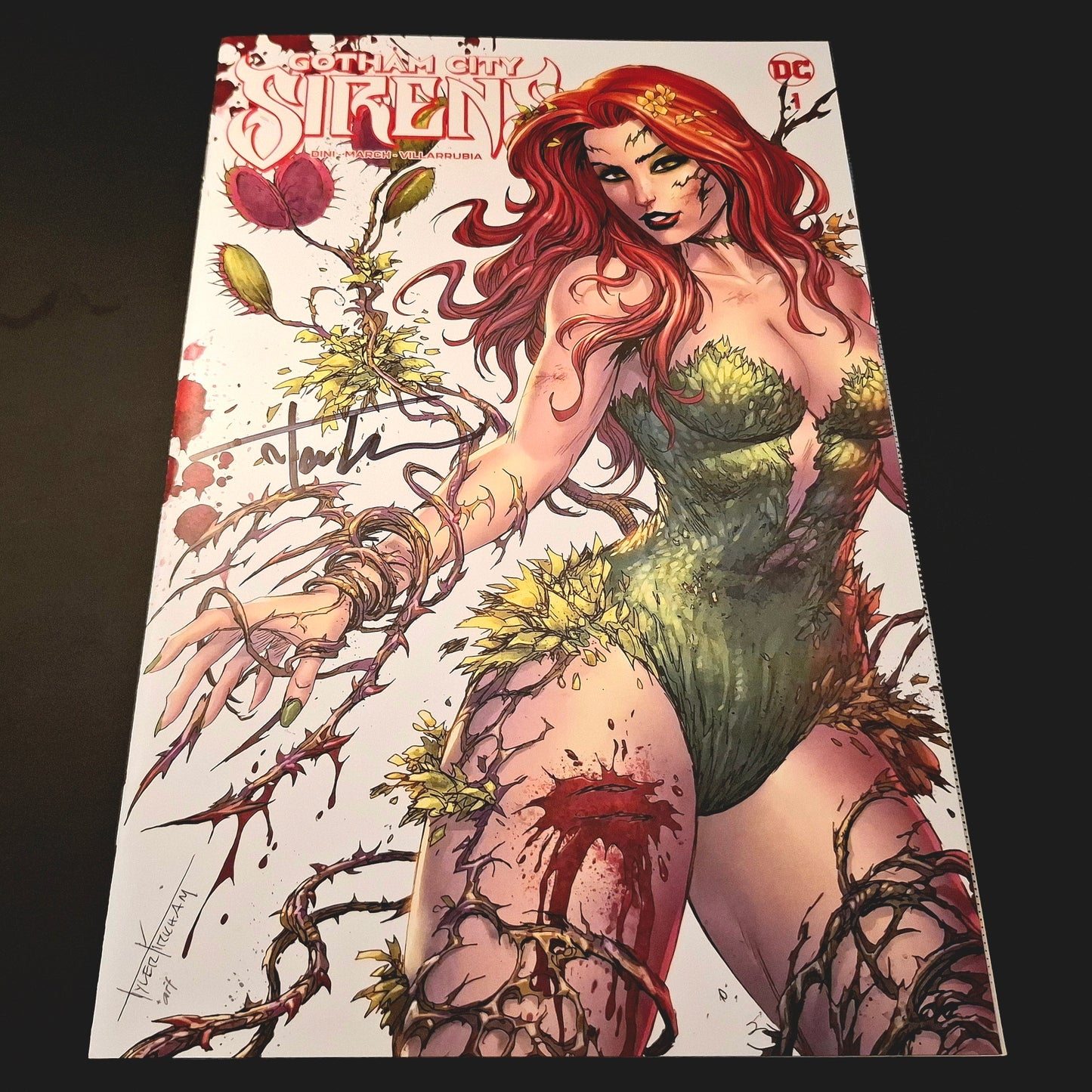 Gotham city Sirens #1 variant cover exclusive + signature de Tyler Kirkham (COA)