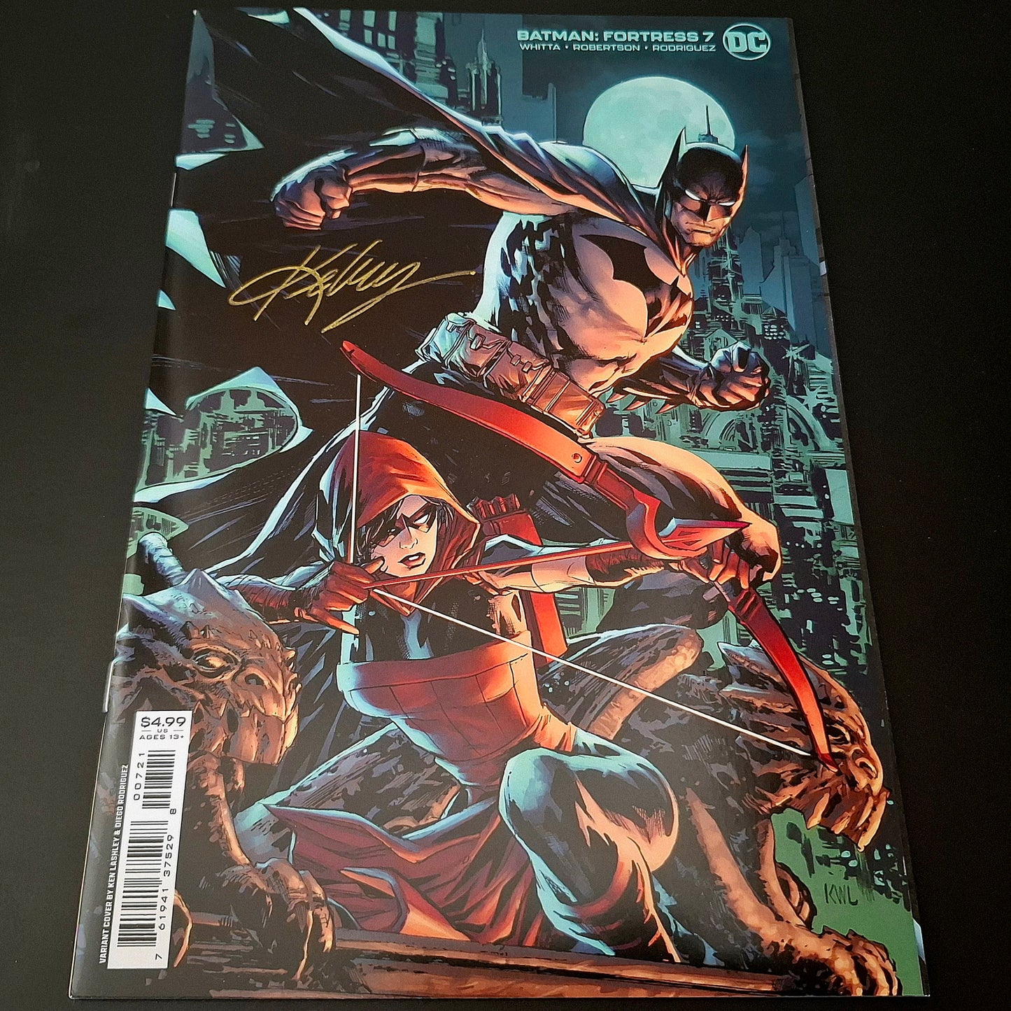 Batman : Fortress #7 variant cover + Signature de Ken Lashley (COA)