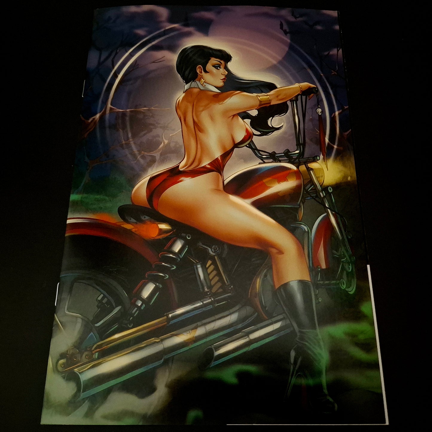 Vampirella #2 variant virgin cover