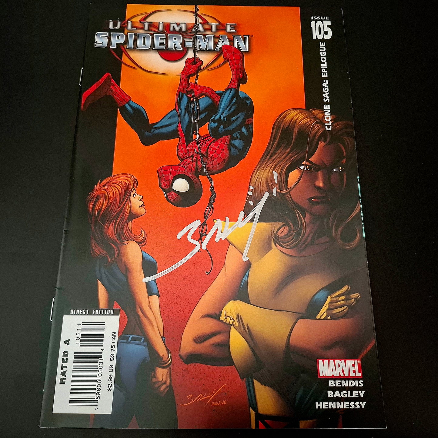 Ultimate Spider-Man #105 + Signature de Mark Bagley (COA)