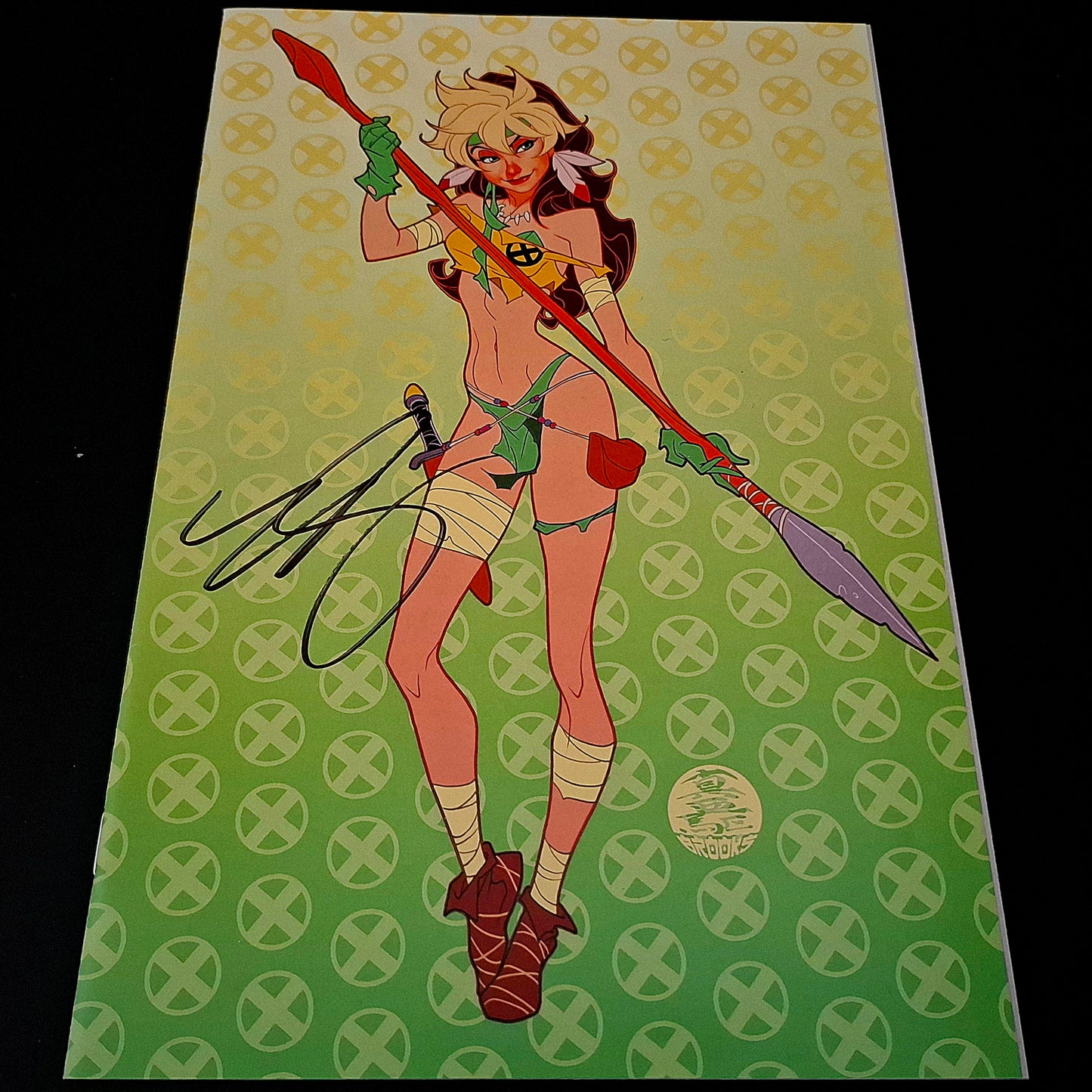 Rogue : the Savage Land #3 variant virgin cover exclusive + Signature de Mark Brooks (COA)