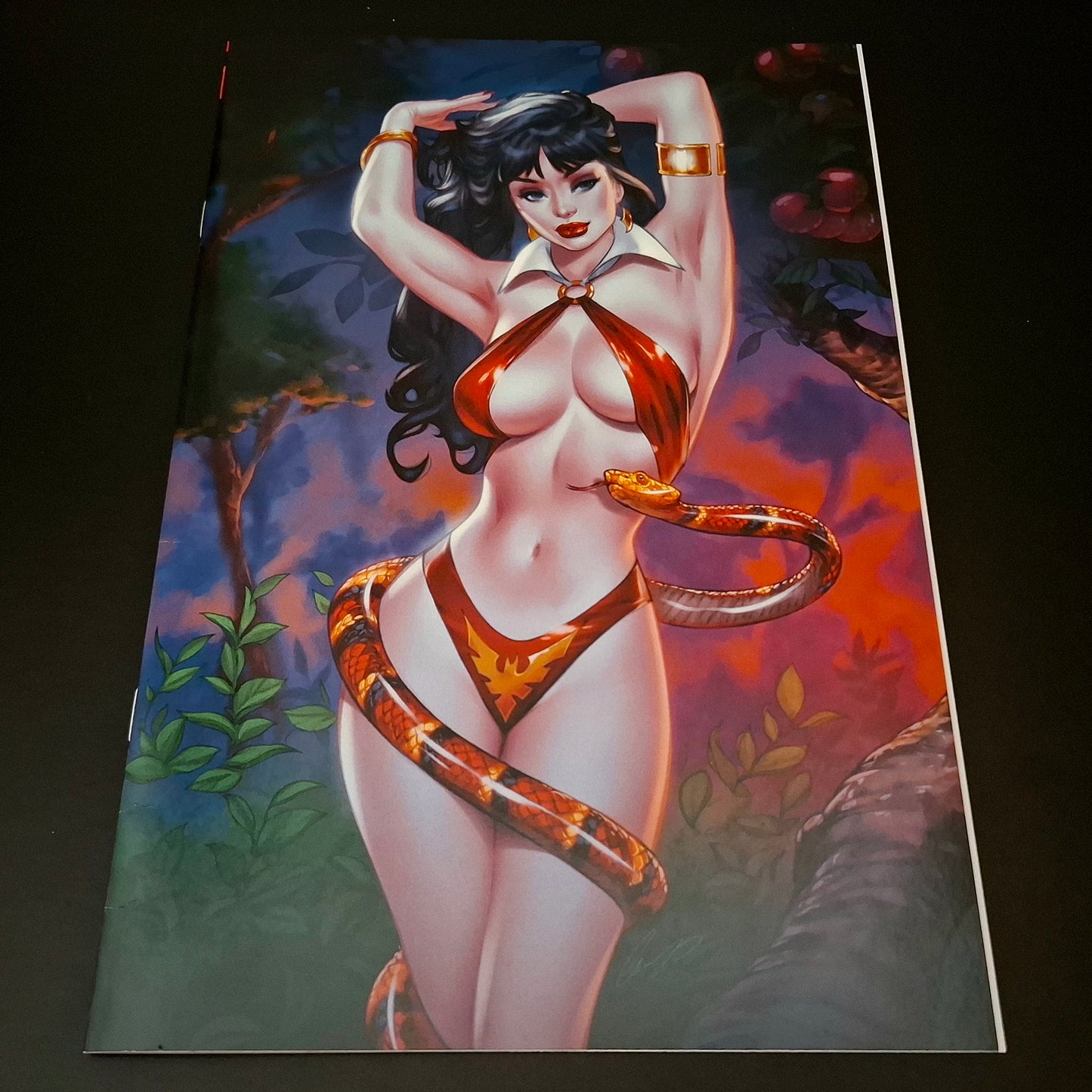 Vampirella #12 variant virgin cover